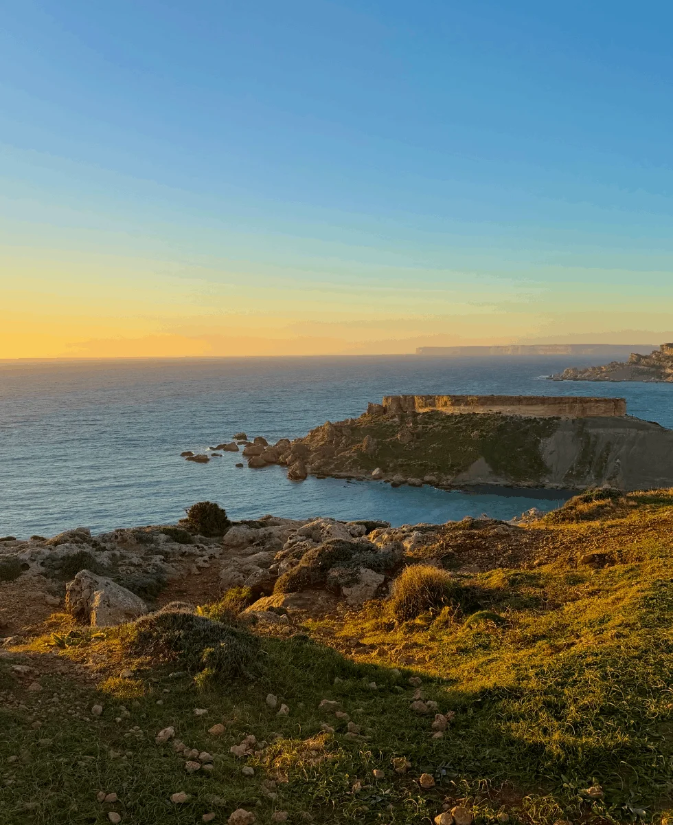 Qarraba Cliffs